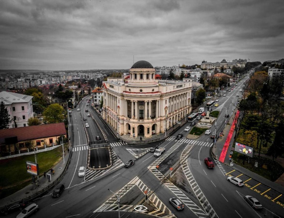 Propriete No.6 - Close To University, Hospital And Downtown Iasi Exterior photo